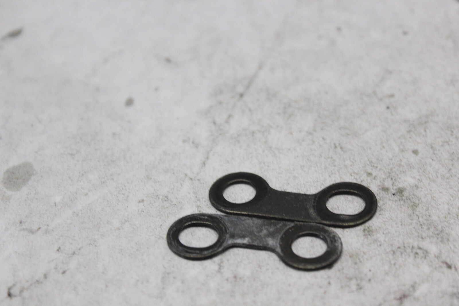 HANDLEBAR MOUNTING PLATE 2PCS 53103-MW0-000 1998 HONDA CBR900RR