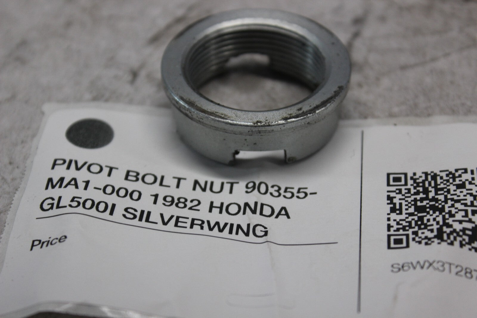 PIVOT BOLT NUT 90355-MA1-000 1982 HONDA GL500I SILVERWING
