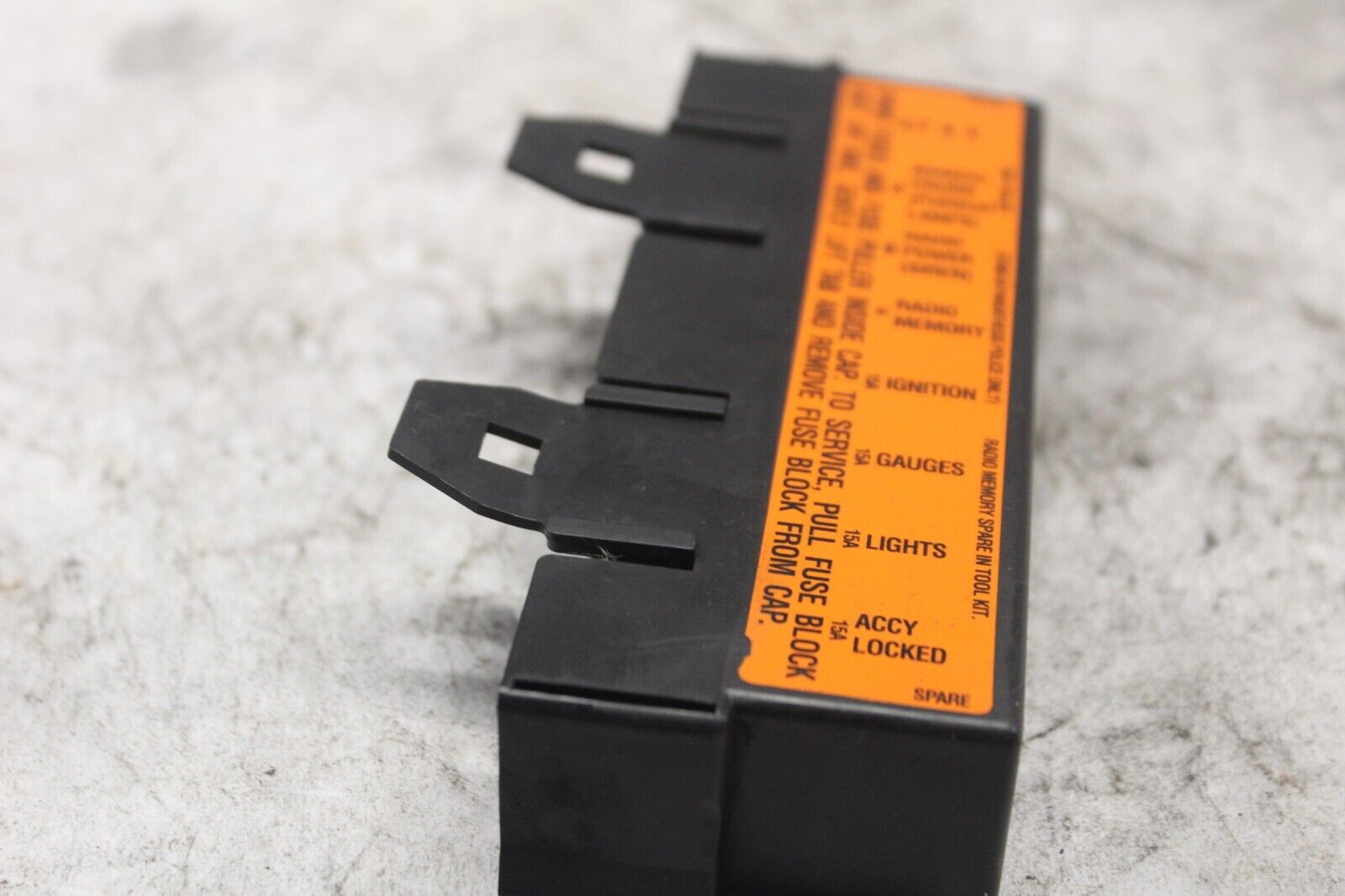 FUSE BLOCK COVER W/STICKER 27252-97 1997 H-D ELECTRAGLIDE FLHTCU-I