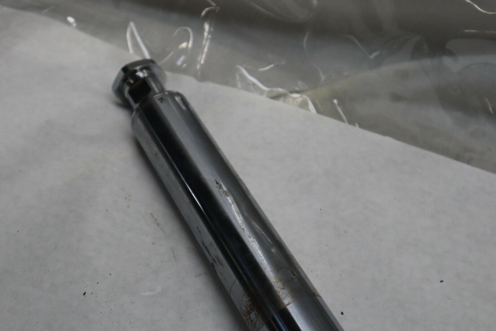 OEM Harley Davidson RIGHT Fork Suspension 2005 Road King Blk/Red 46497-02