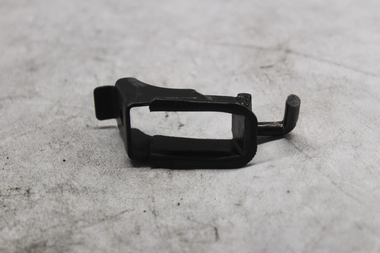 BRACKET, REAR SEAT AND HELMET (RIGHT) 11050-1475 1999 KAWASAKI NINJA ZX-9R