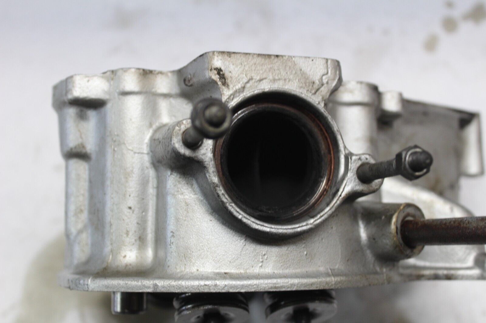 LEFT CYLINDER HEAD 12210-MA1-000 1982 GL500I SILVERWING