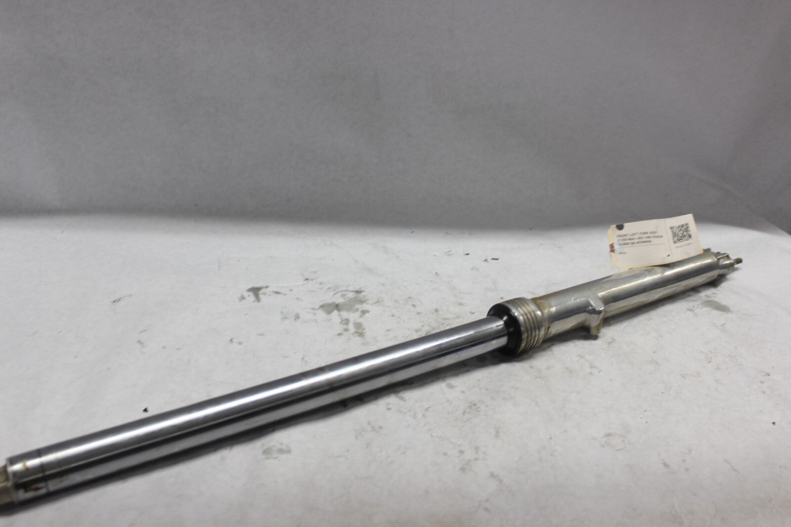 FRONT LEFT FORK ASSY 51500-MA1-003 1982 HONDA GL500I SILVERWING