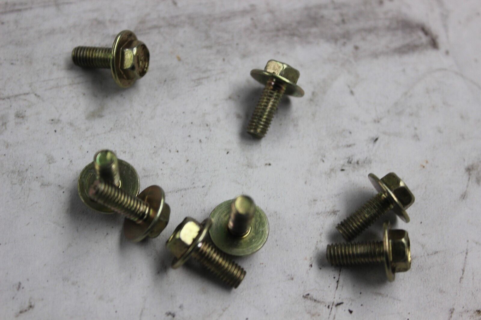 DUCT HOLDER MOUNTING BOLT (8) 92150-1661 2001 KAWASAKI ZX-9R