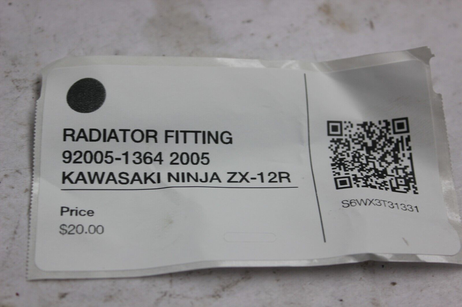 RADIATOR FITTING 92005-1364 2005 KAWASAKI NINJA ZX-12R