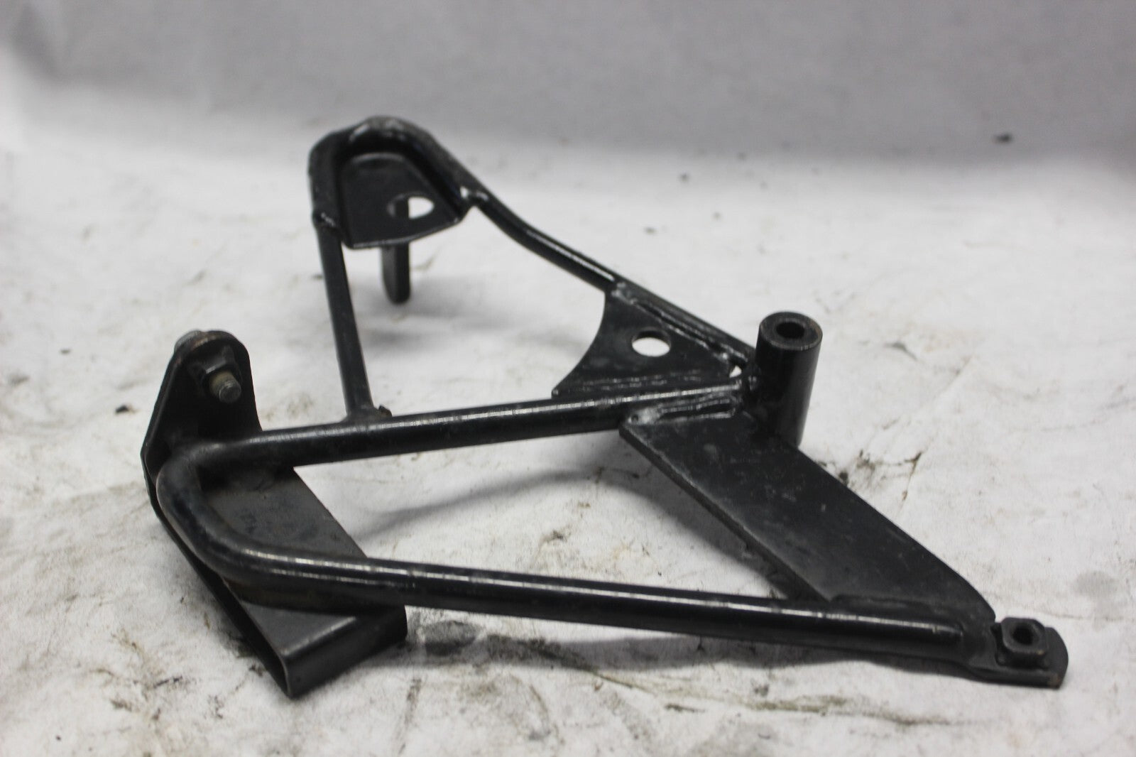 LEFT REAR TURN SIGNAL BRACKET 33660-MA1-770  1982 HONDA GL500I SILVERWING