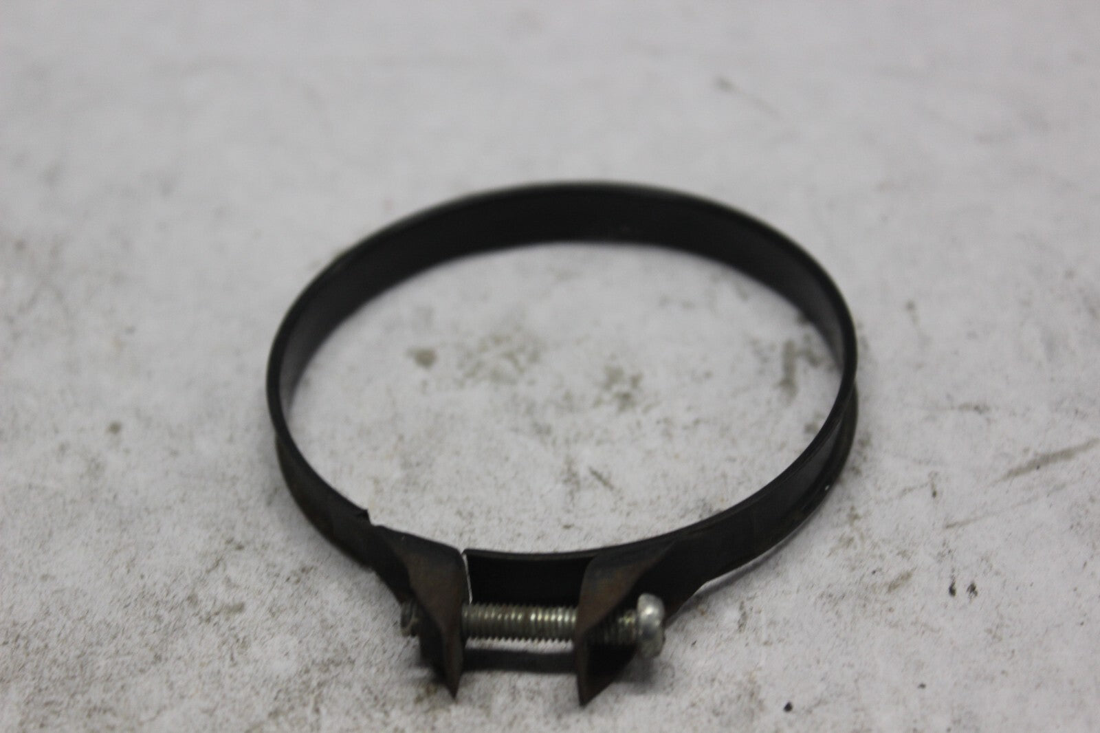 AIR CLEANER TUBE CLAMP 17255-MN1-670  1998 HONDA CBR900RR