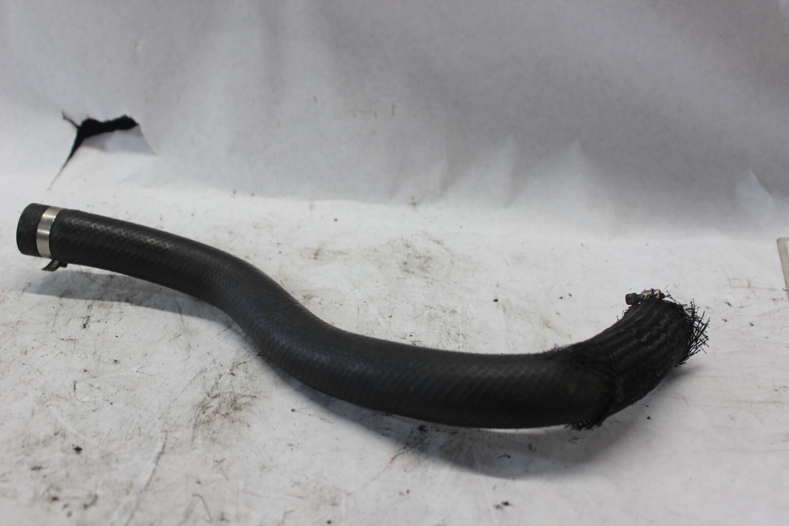 RADIATOR OUTLET HOSE 17852-40F10 2002 SUZUKI GSX-R1000