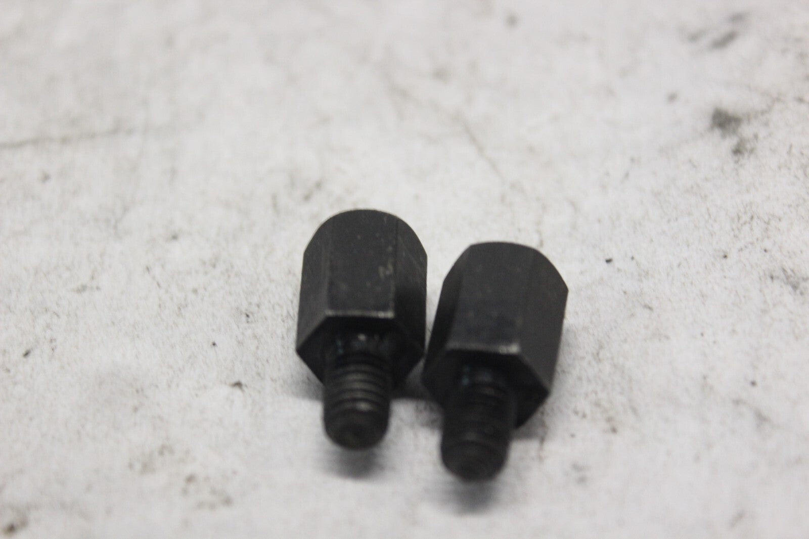 INSTRUMENT HOOD BOLT (2) 37107-MA1-770 1982 HONDA GL500I SILVERWING