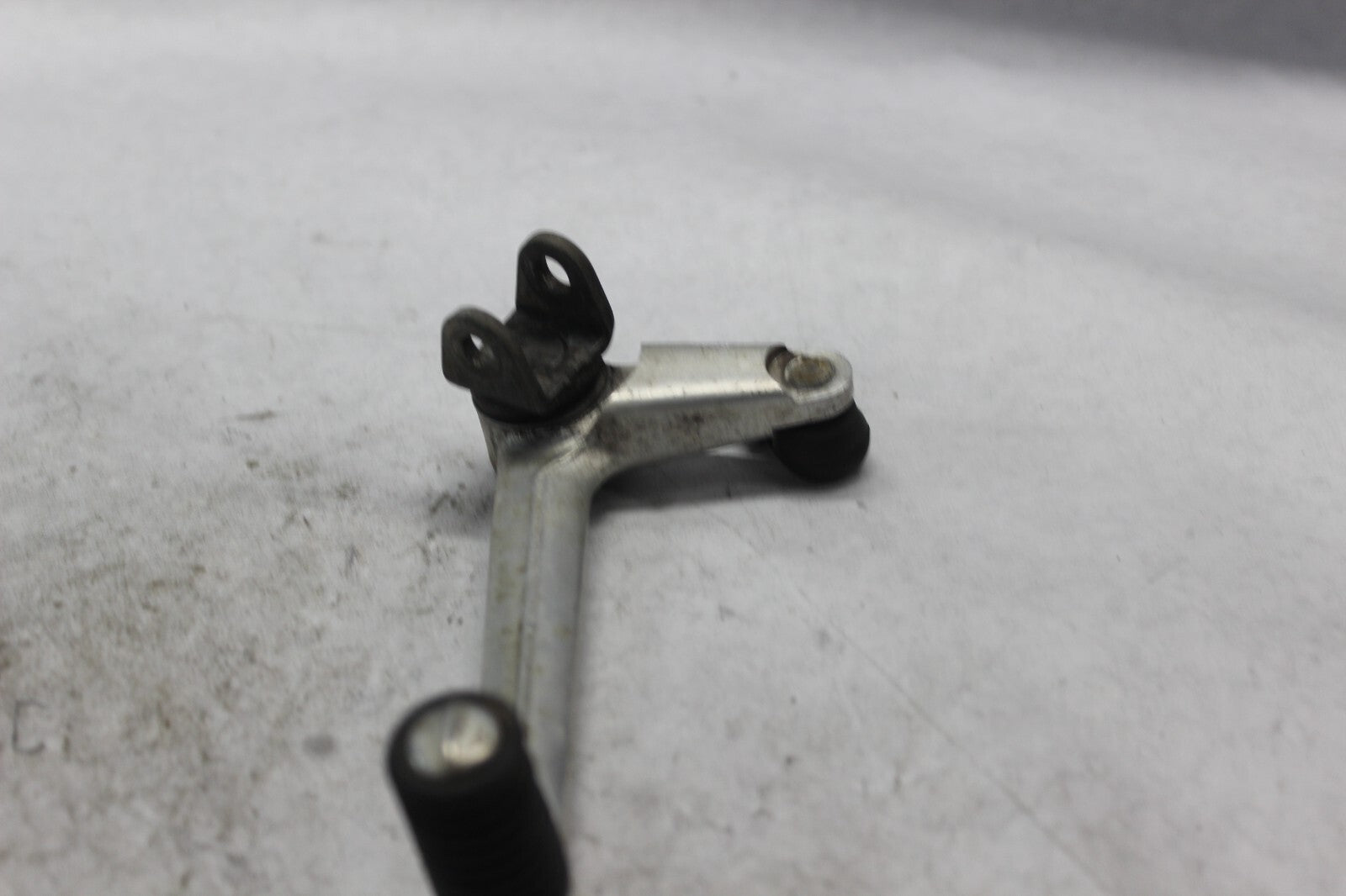 GEARSHIFT PEDAL W/ MAIN STEP BRACKET 24720-MAS-000 1998 HONDA CBR900RR