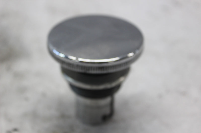 AFTERMARKET CHROME POP-UP GAS CAP 2002 SUZUKI GSX-R1000