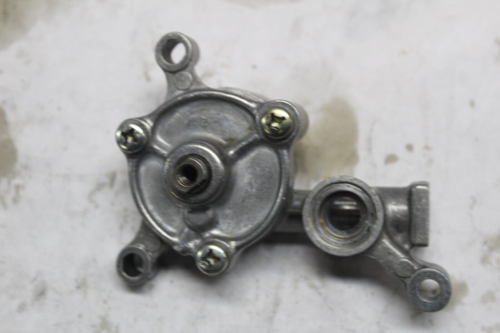 OIL PUMP ASSY 15100-MA1-000 1982 GL500I SILVERWING