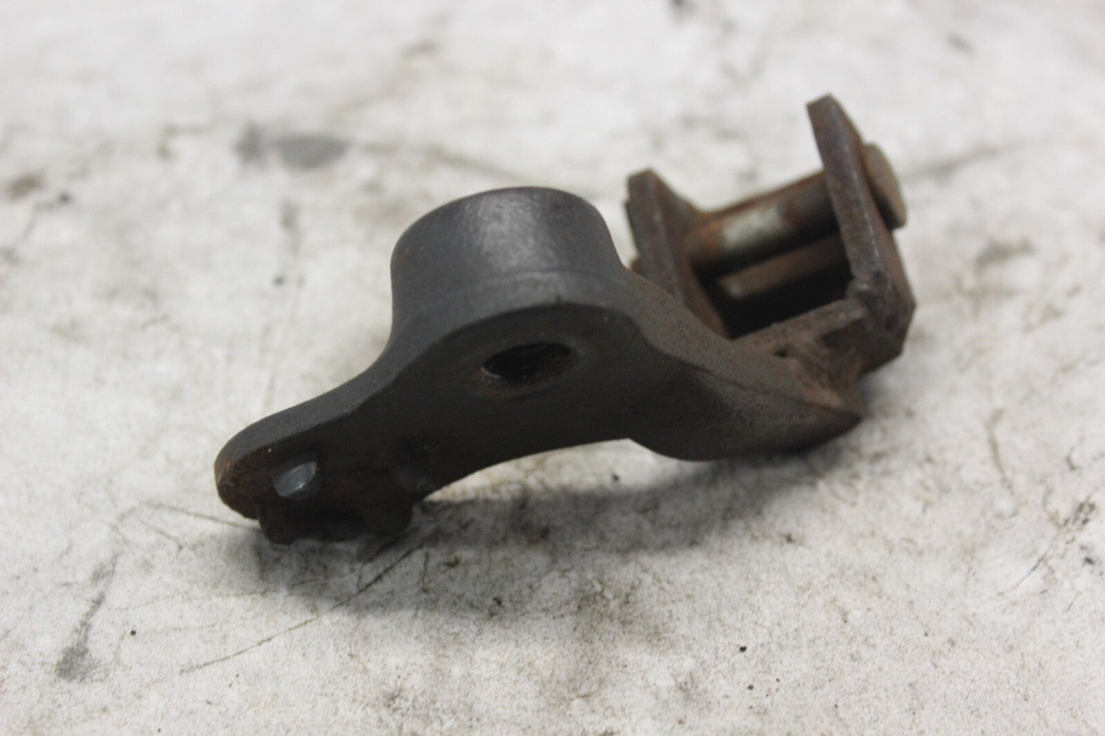 FRONT LEFT STEP ARM 50625-MA1-000 1982 HONDA GL500I SILVERWING