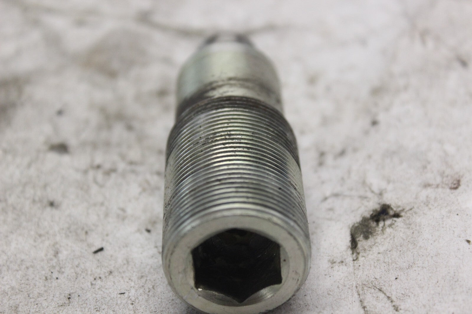 SWINGARM PIVOT BOLT 90121-MA1-000 1982 HONDA GL500I SILVERWING