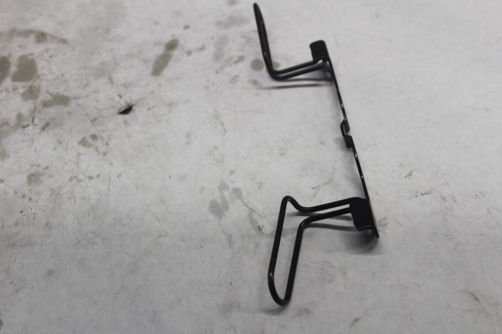 BRAKE HOSE HOLDER 5KS-25886-00-00 2001 XVS1100A VSTAR CLASSIC