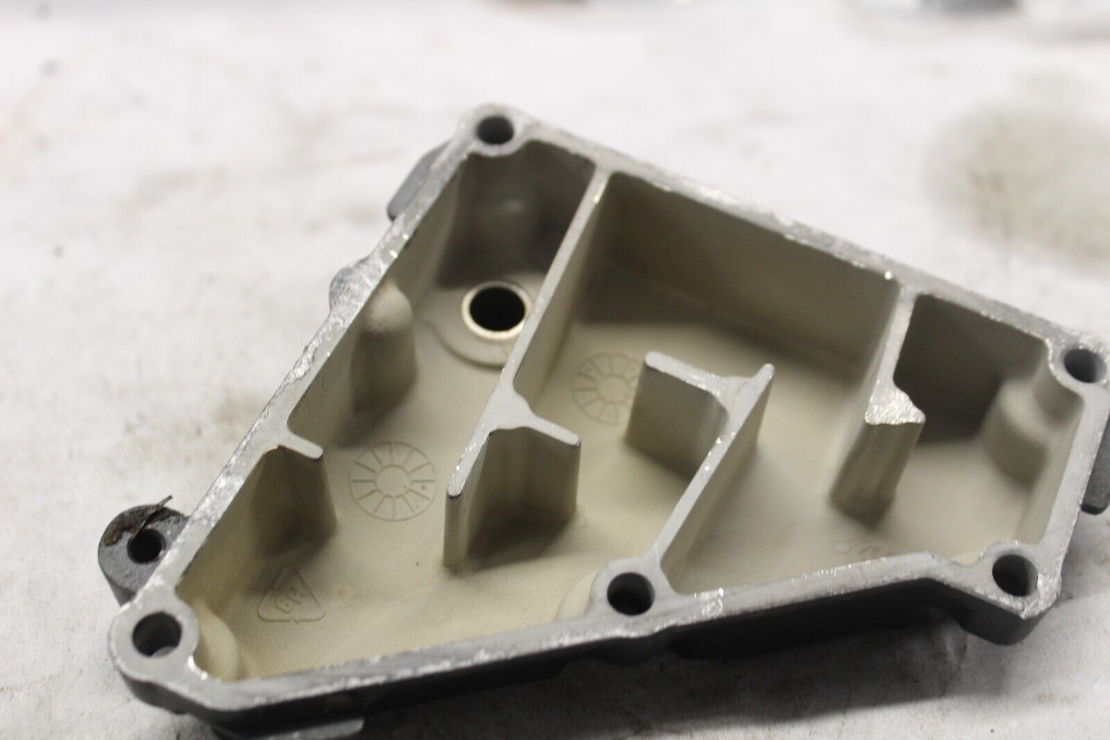 CRANKCASE TOP COVER 2C0-15413-00-00 2007 YAMAHA R6 YZFR6