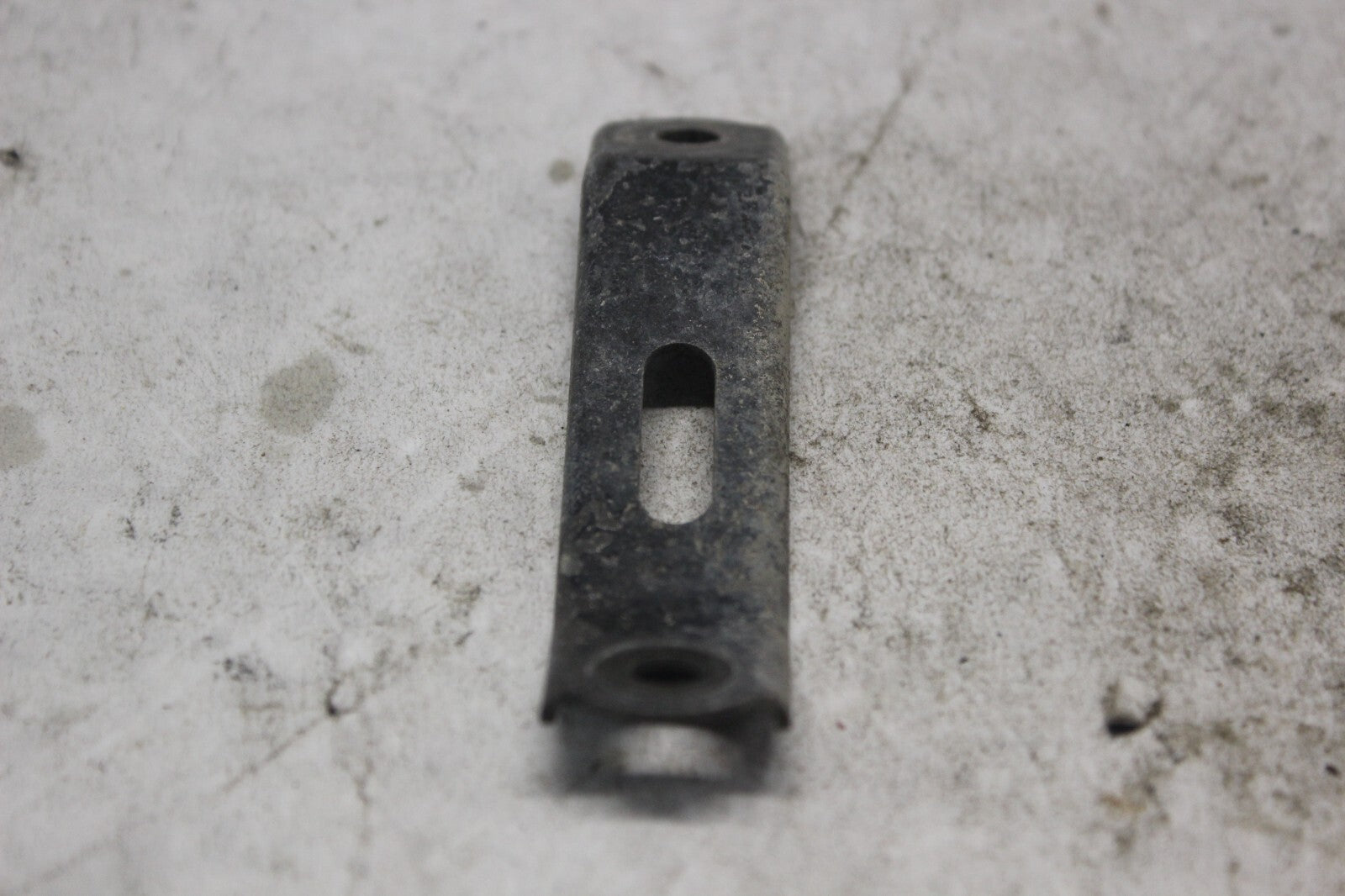 LEFT LOWER COWL STAY 64541-MW0-000 1998 HONDA CBR900RR