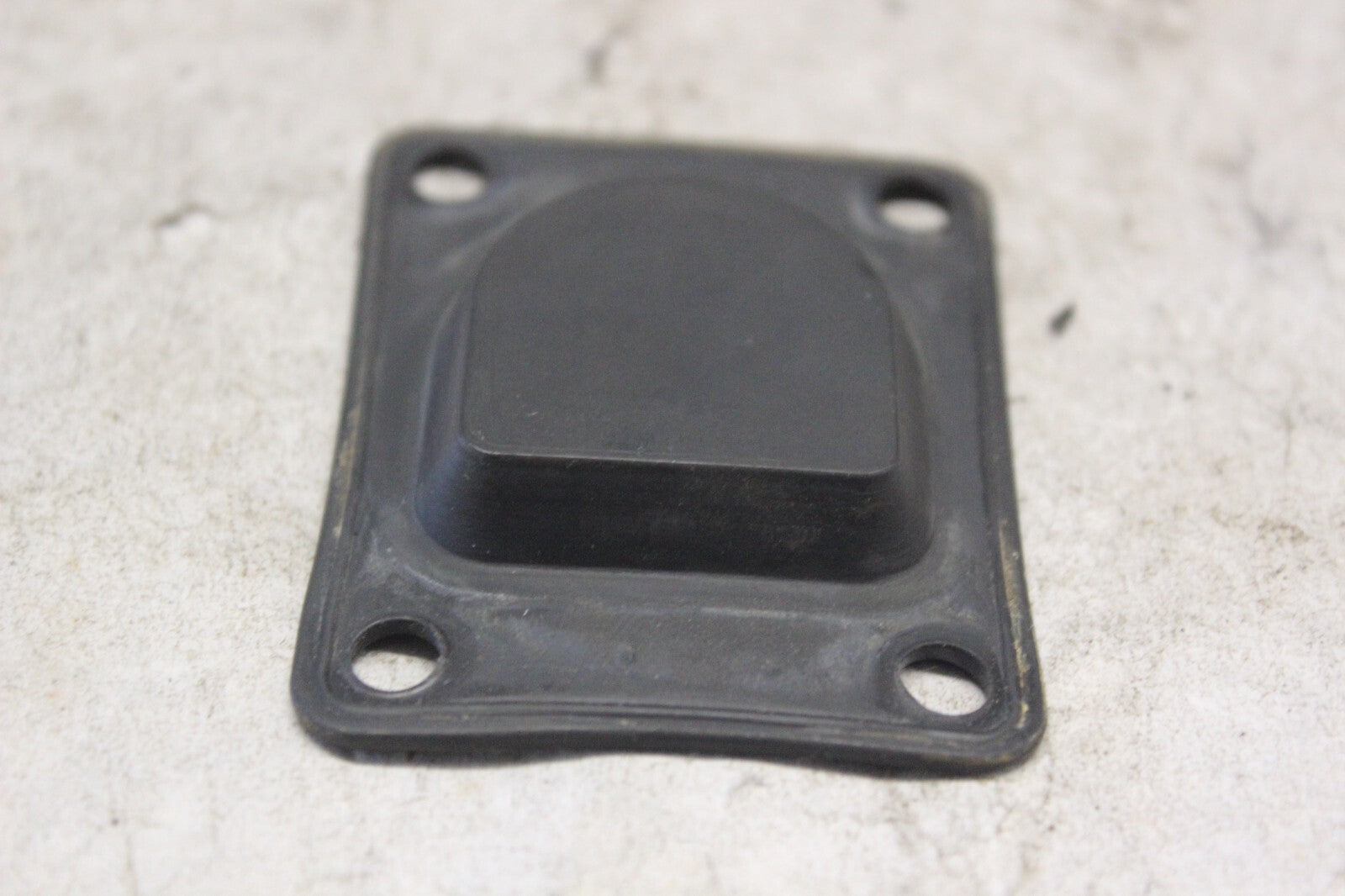 SADDLEBAG LOCK RUBBER 81217-463-770 1982 HONDA GOLDWING GL1100A