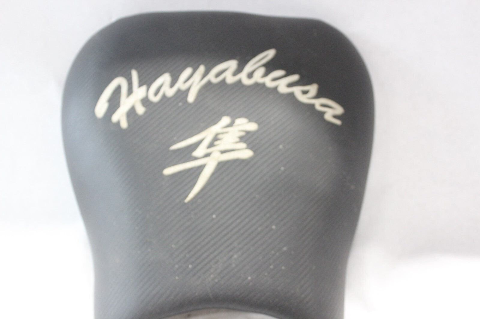 DRIVER FRONT SEAT BLACK 45100-24F10-W05 2002 SUZUKI HAYABUSA GSX1300R