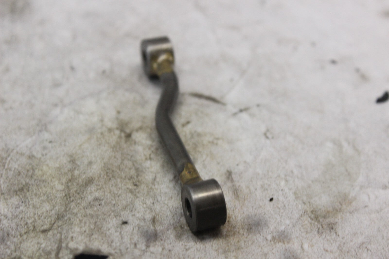 OIL PIPE 11131-33E00 2002 SUZUKI HAYABUSA GSX1300R