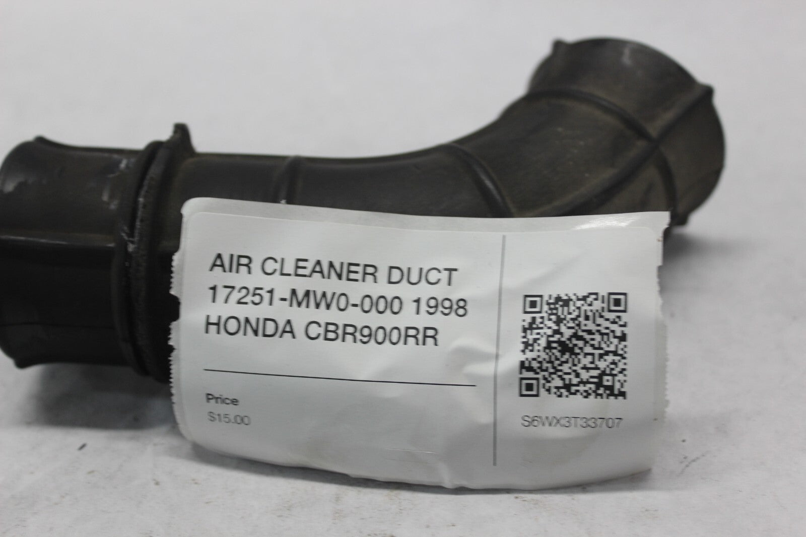 AIR CLEANER DUCT 17251-MW0-000 1998 HONDA CBR900RR