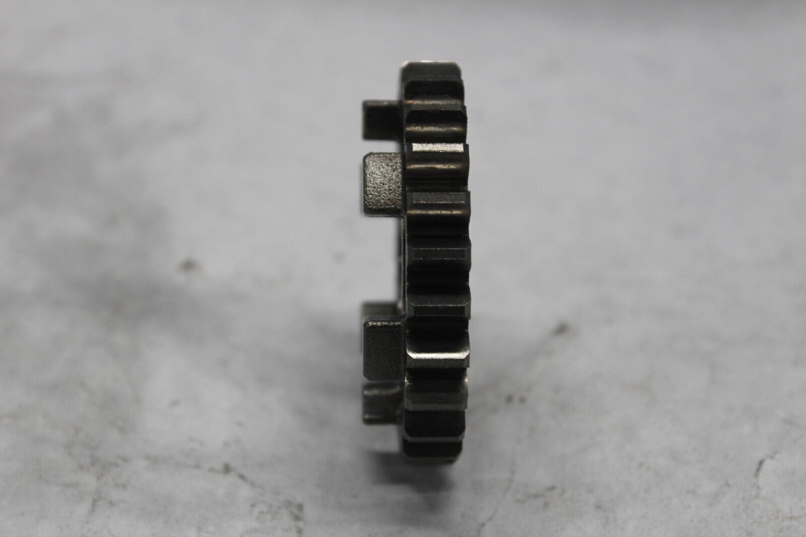 4TH DRIVE GEAR 25T 24241-38A00 2003 SUZUKI VOLUSIA VL800