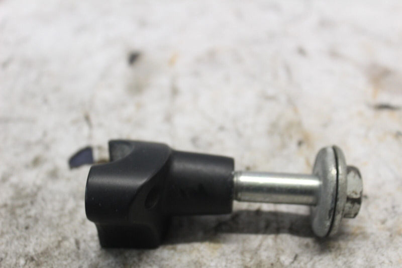 56116-82A LOWER LEFT HANDLEBAR CLAMP BLACK 1998 HD XL883