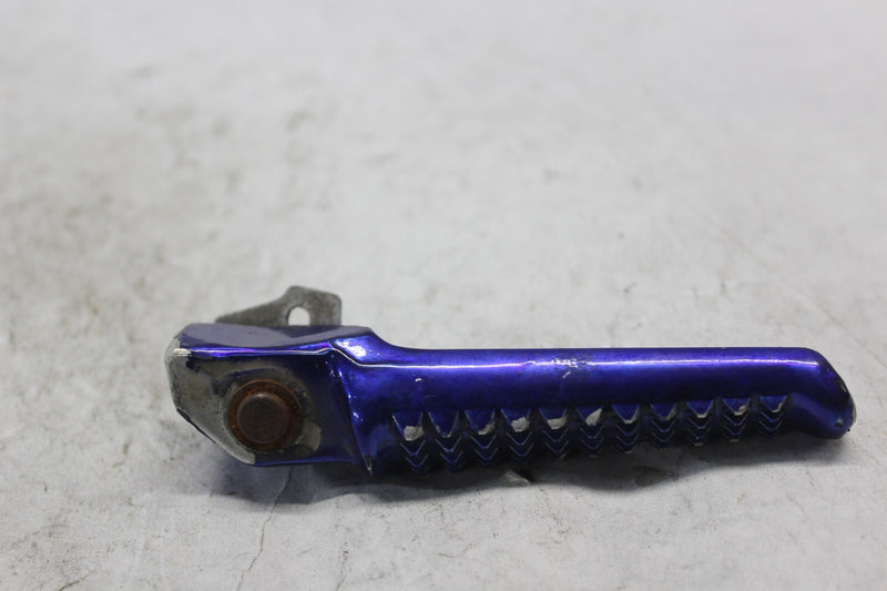 RIGHT PASSENGER STEP BAR ASSY BLUE 50720-KT7-761 1998 HONDA CBR900RR