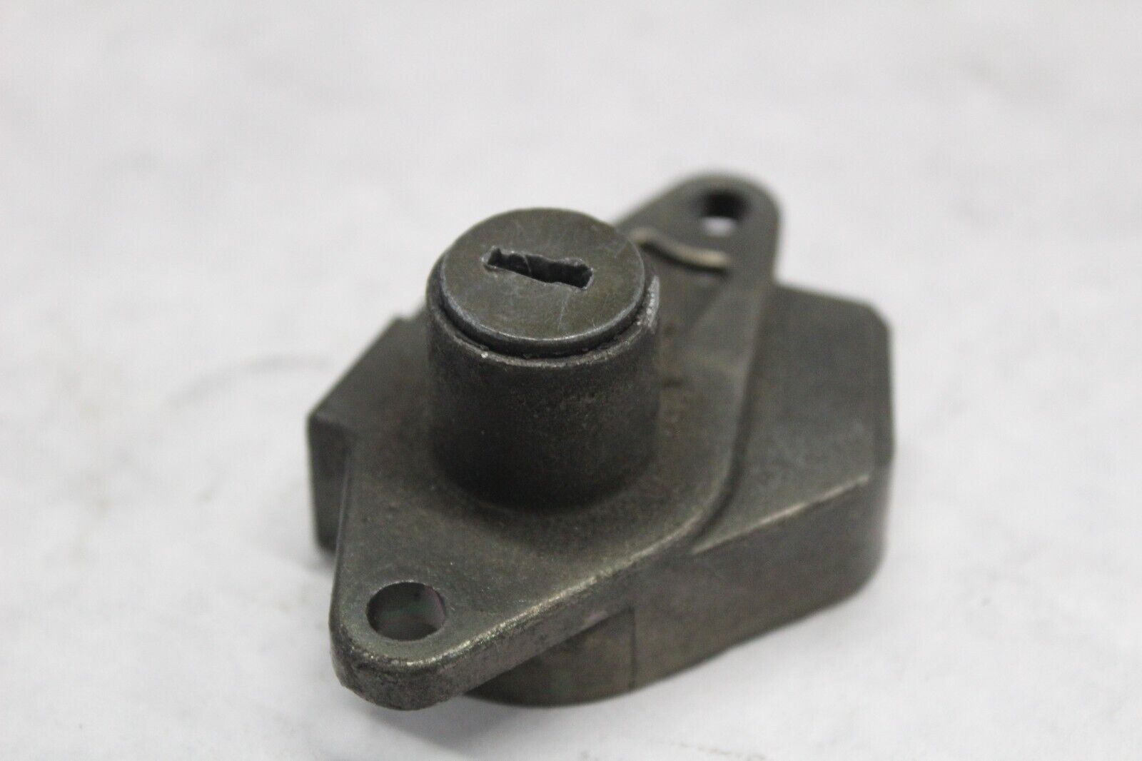SEAT LOCK ASSY (NO KEY) 27016-5241 1999 KAWASAKI NINJA ZX-9R