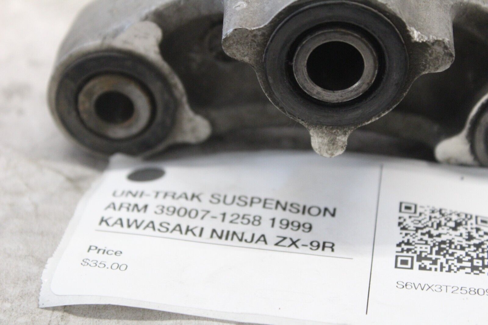 UNI-TRAK SUSPENSION ARM 39007-1258 1999 KAWASAKI NINJA ZX-9R