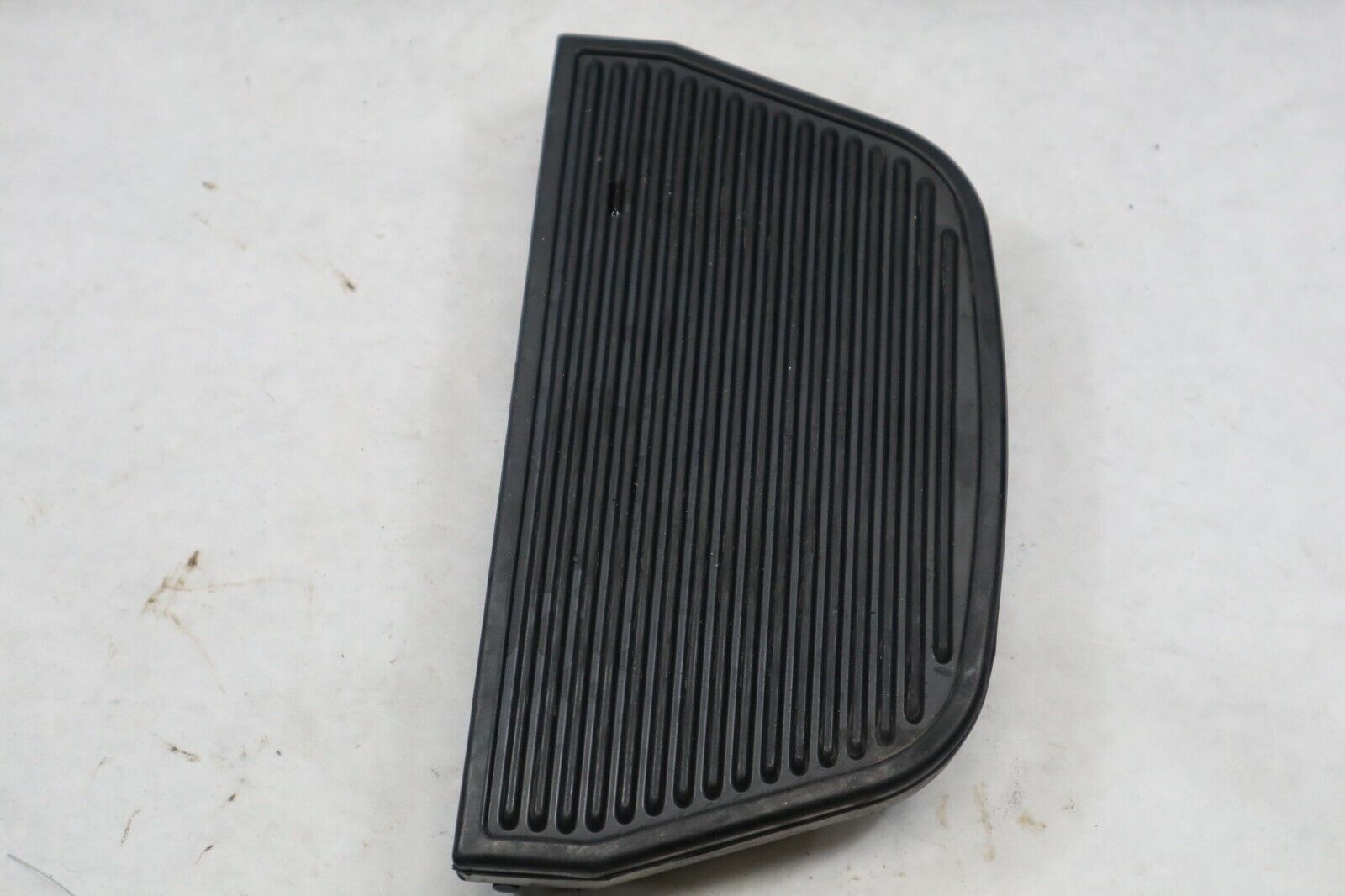 OEM Harley Davidson Passenger Footboard Floorboard Rubber 2021 Roadglide