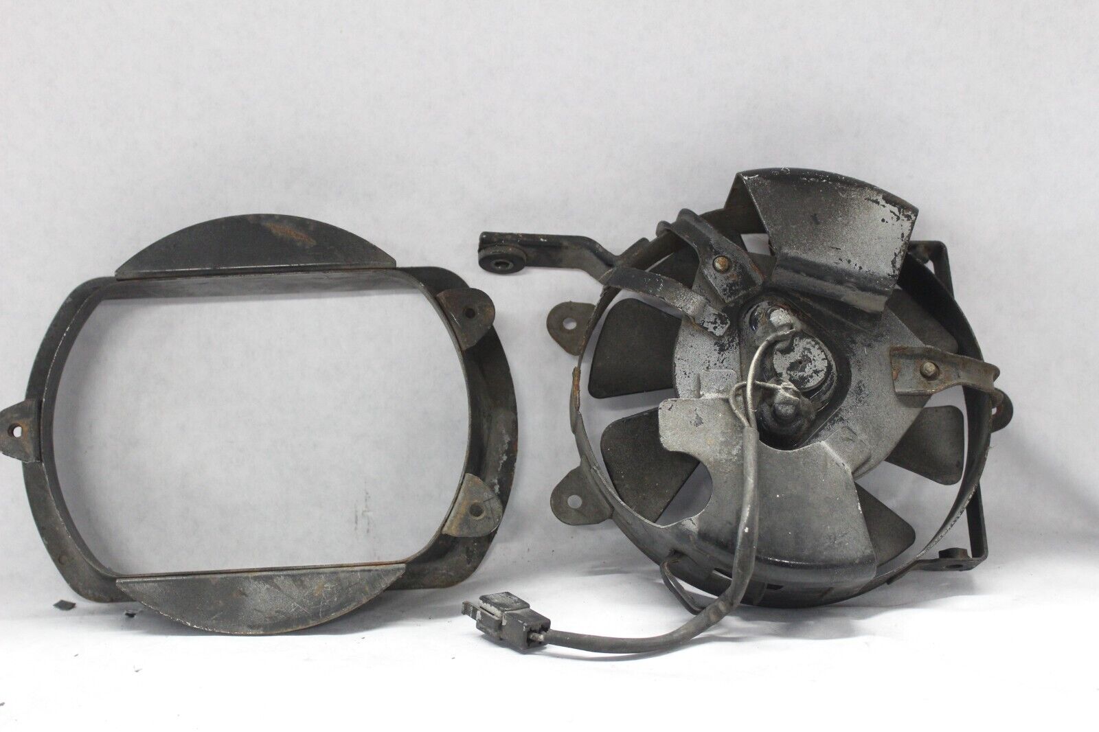 RADIATOR FAN ASSY 17800-41F00 2003 SUZUKI VOLUSIA VL800