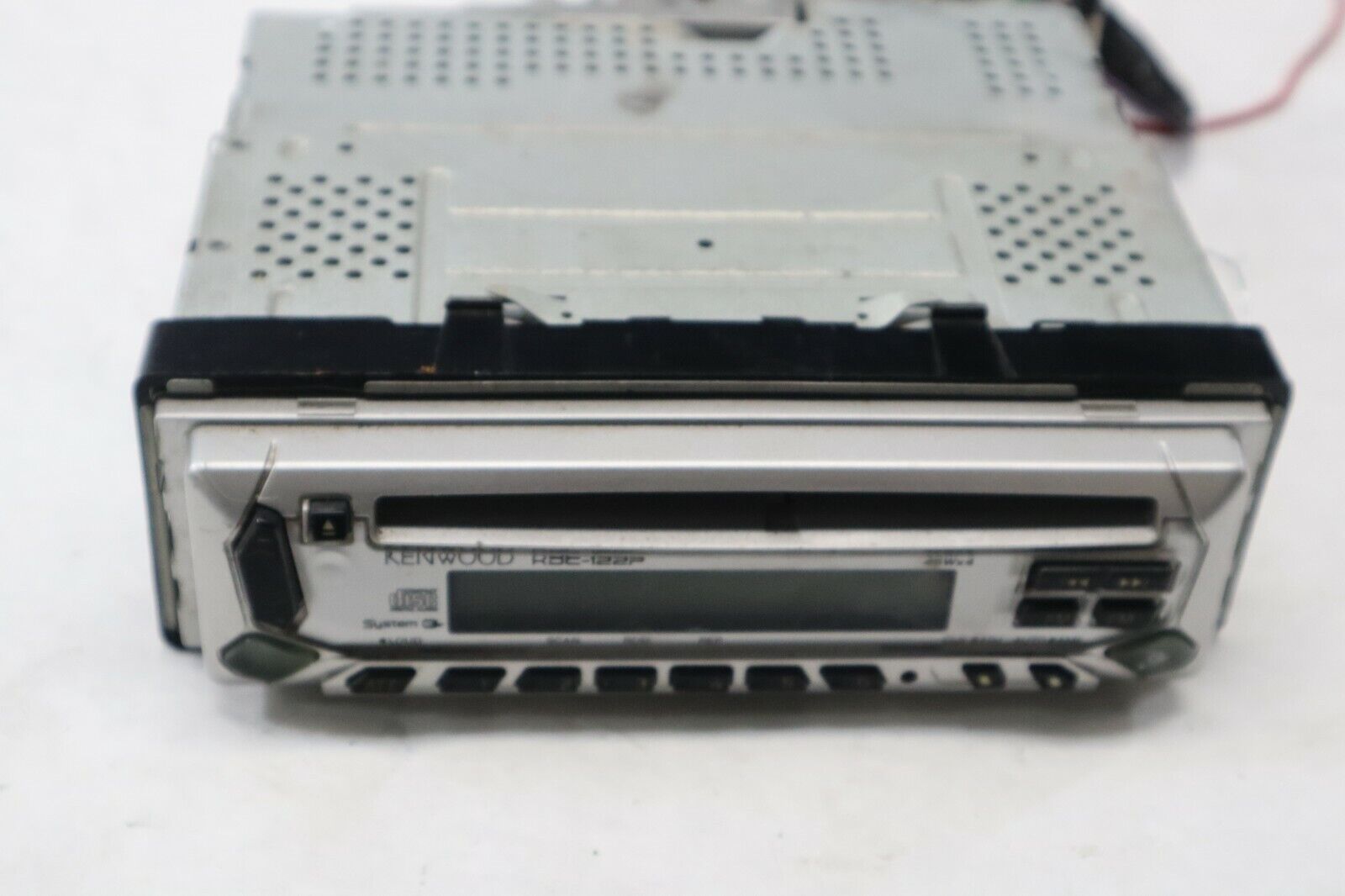 Kenwood KDC-122P Radio Head Unit CD Receiver