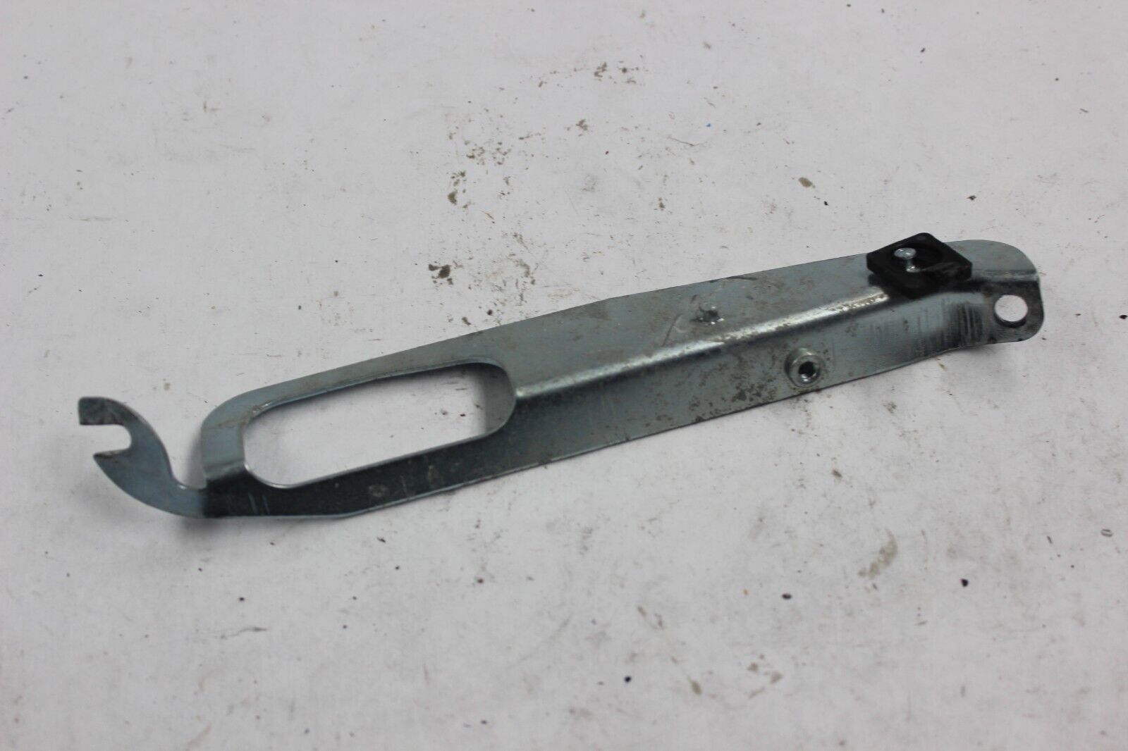 58938-96 Inner Fairing Support LEFT HARLEY DAVIDSON