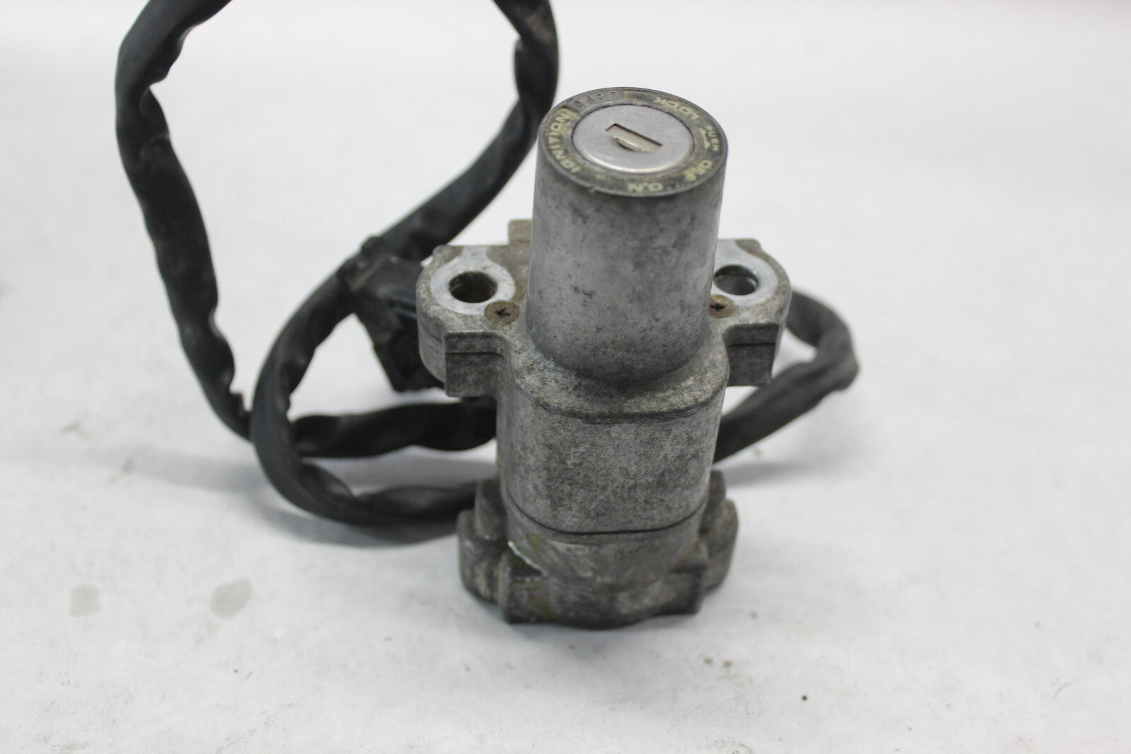 IGNITION SWITCH ASSY NO KEY 35100-MAS-A02 1998 HONDA CBR900RR