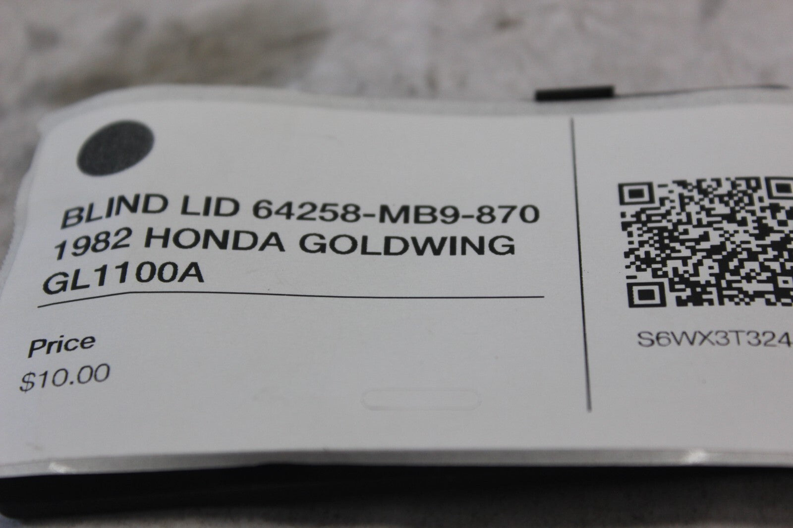 BLIND LID 64258-MB9-870 1982 HONDA GOLDWING GL1100A