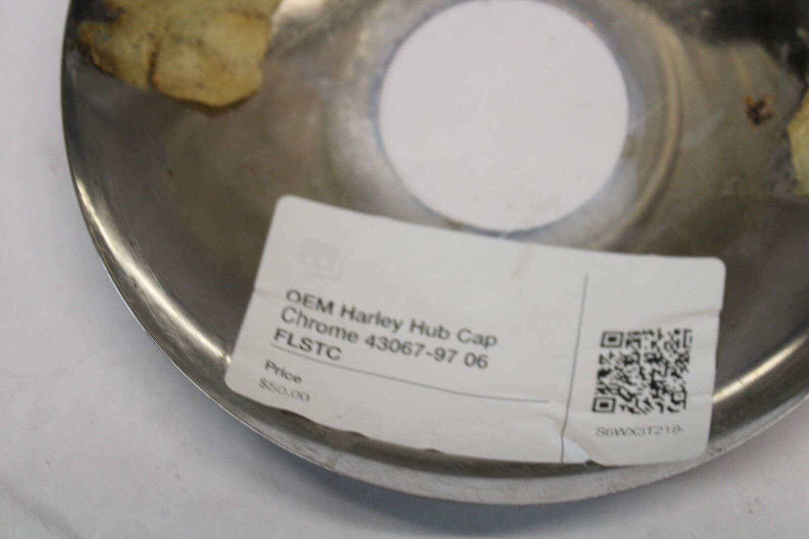 FRONT WHEEL Hub Cap Chrome 43067-97 Harley Davidson