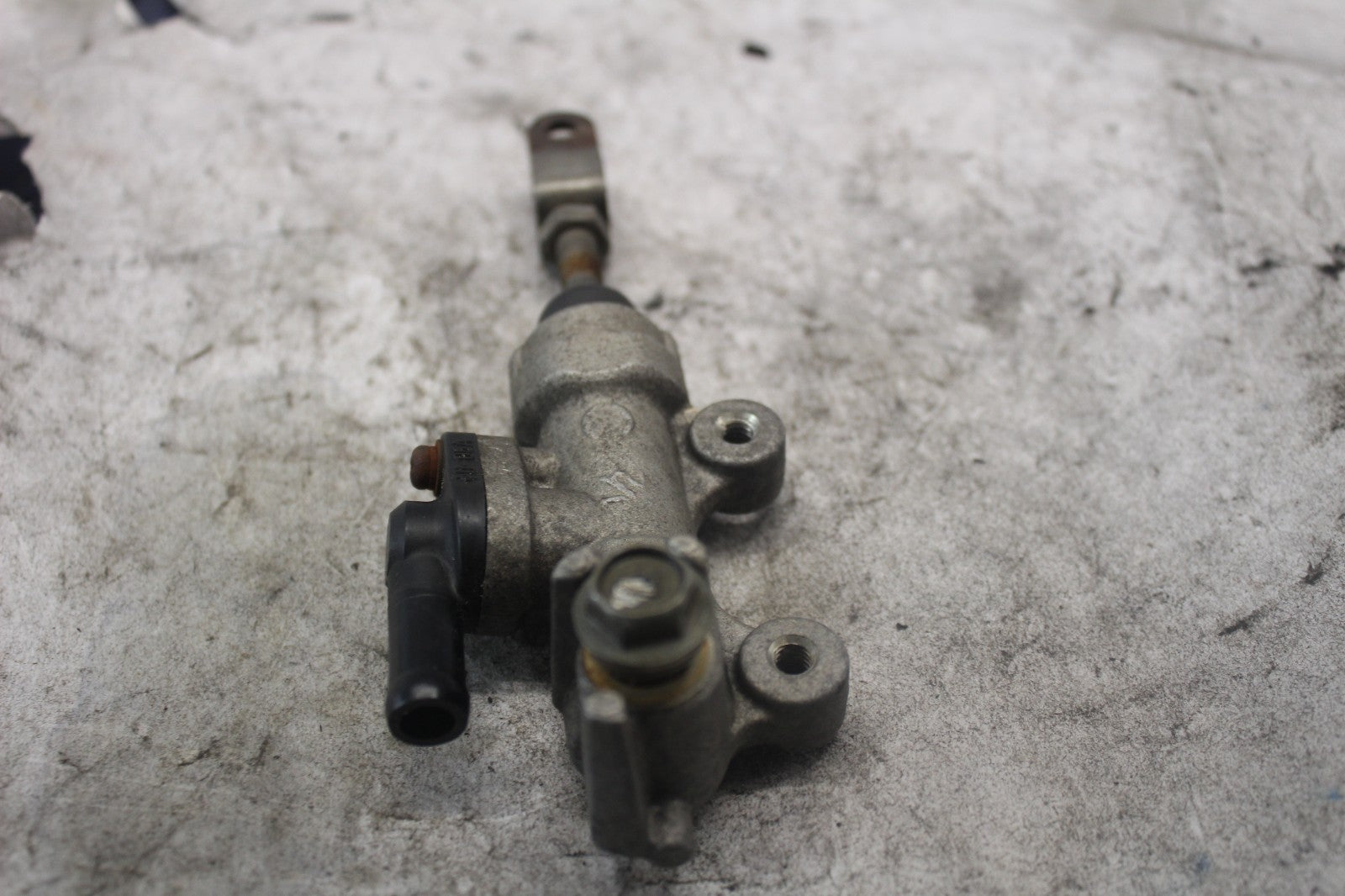 daec2672-c0fd-4a65-b6f2-4235ba06b890