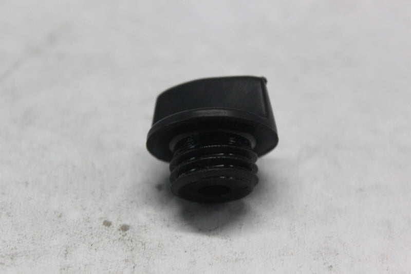OIL FILLER CAP 15611-KA4-710 1998 HONDA CBR900RR