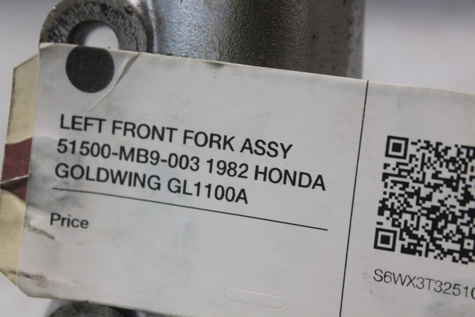 LEFT FRONT FORK ASSY 51500-MB9-003 1982 HONDA GOLDWING GL1100A
