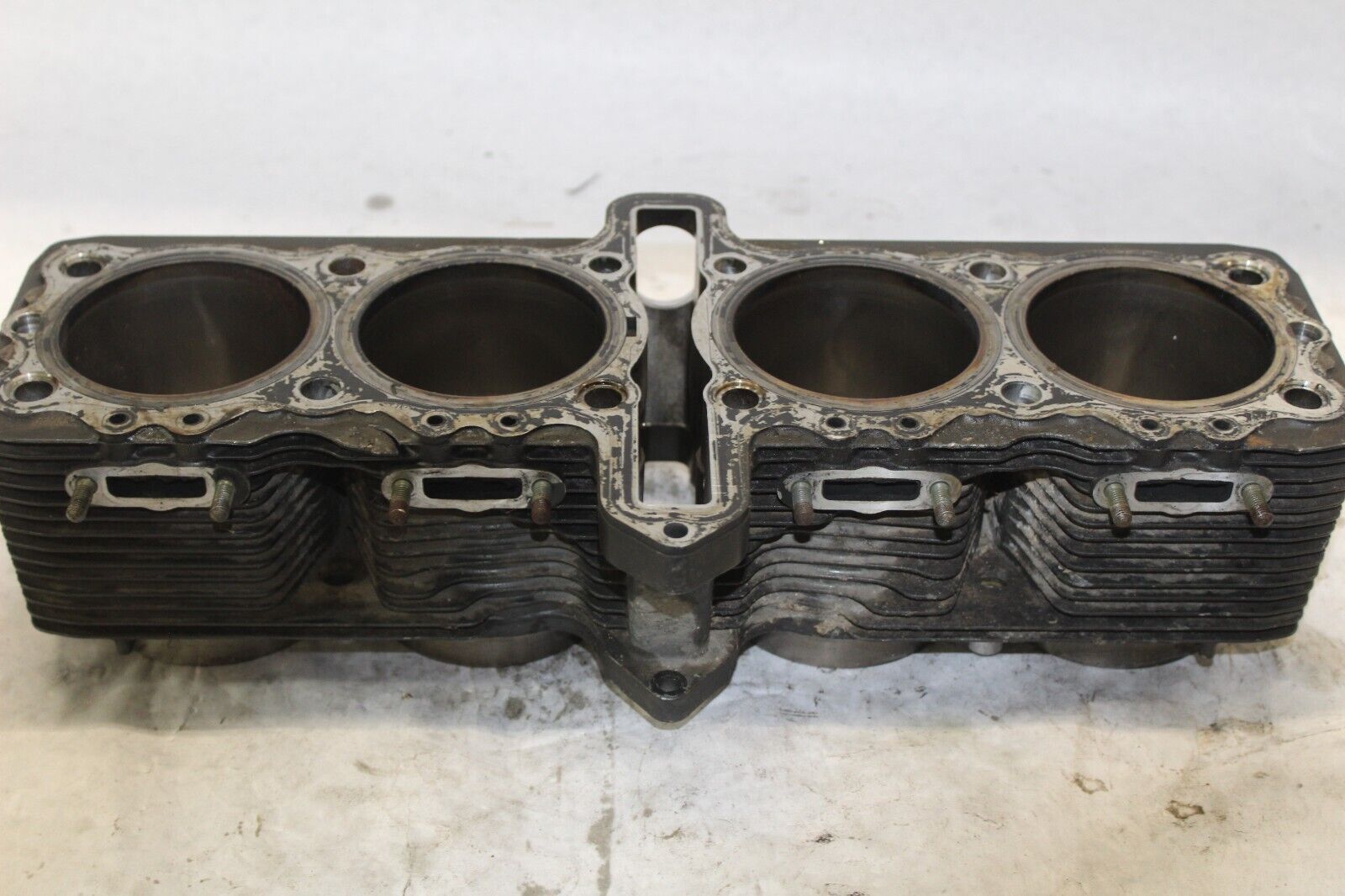 ENGINE CYLINDER 11210-27E11-0F0 2001 SUZUKI BANDIT GSF1200S