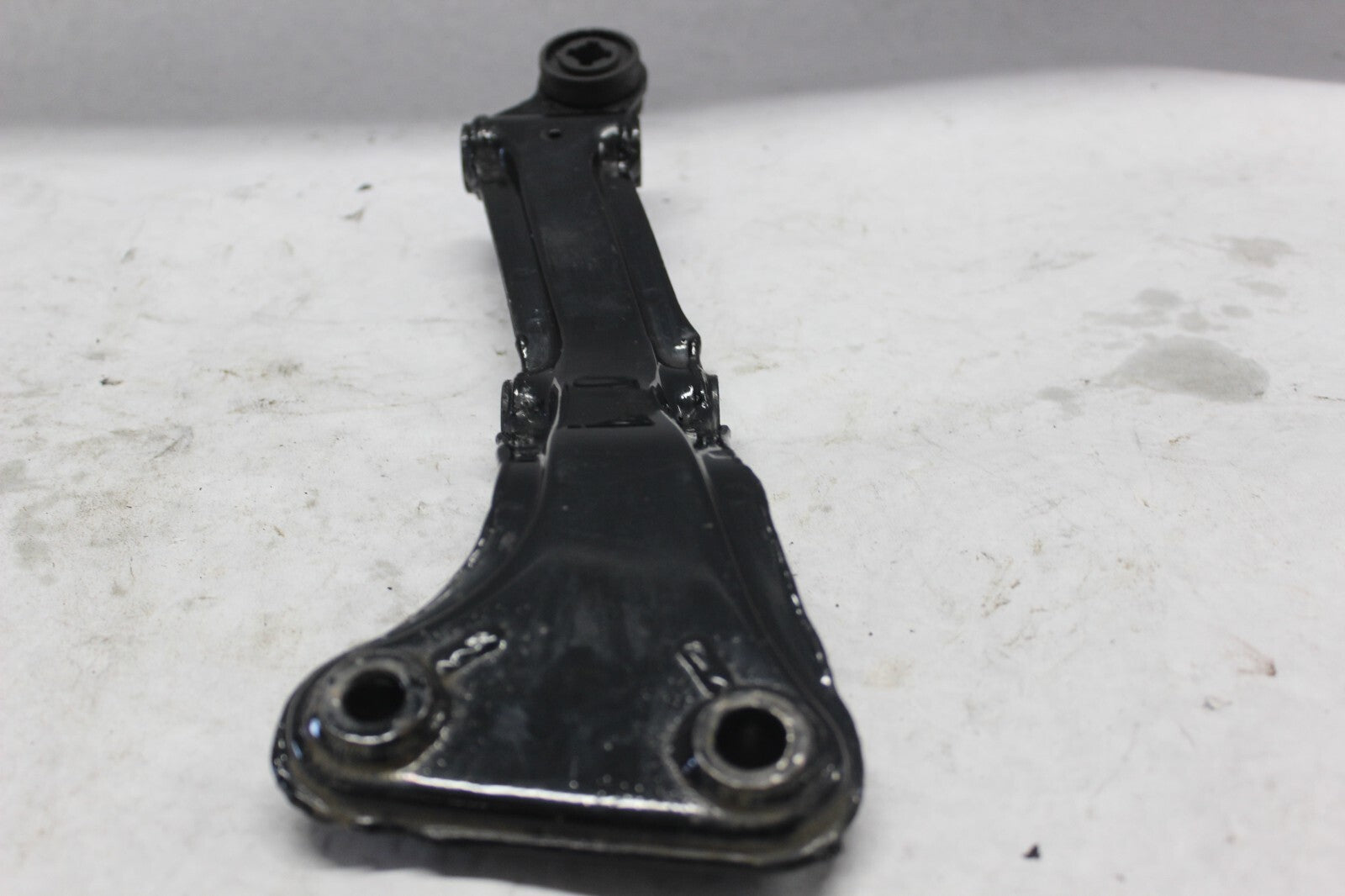 RIGHT FRONT ENGINE HANGER BRACKET 50310-MA1-000 1982 HONDA GL500I SILVERWING