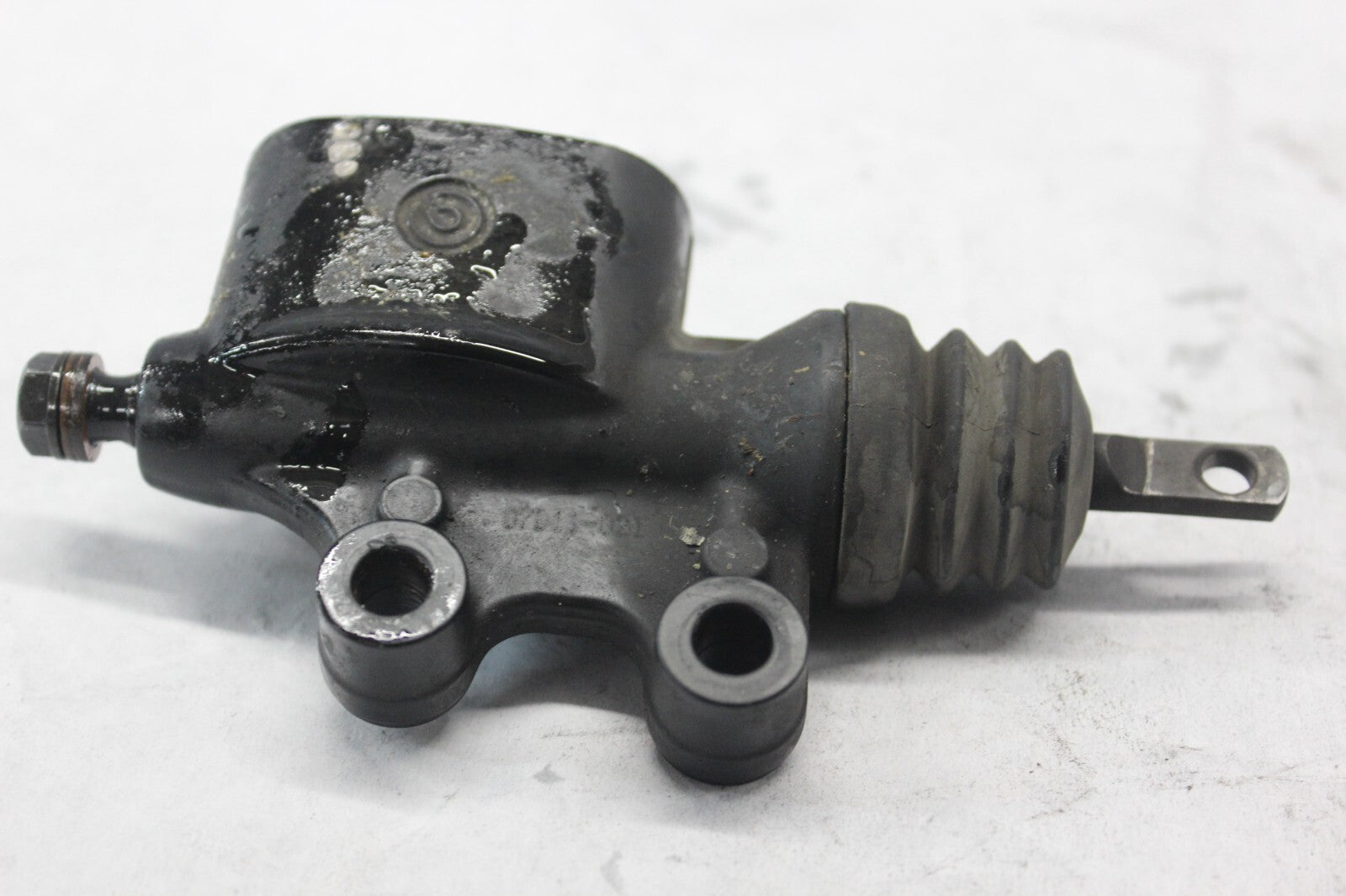 REAR MASTER CYLINDER ONLY 41763-08 2008 H-D ELECTRAGLIDE FLHT