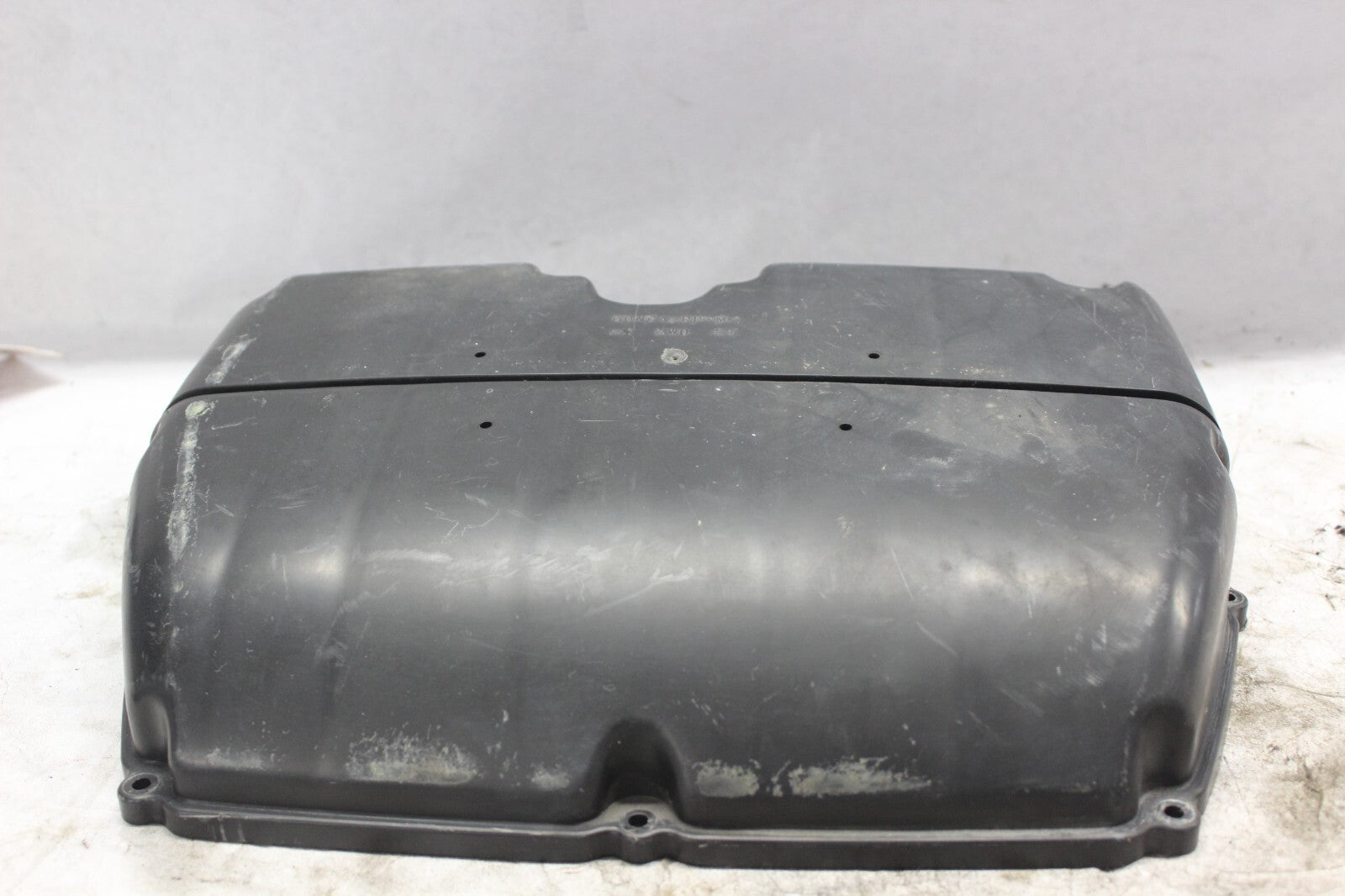 AIR CLEANER COVER 17231-MW0-000 1998 HONDA CBR900RR