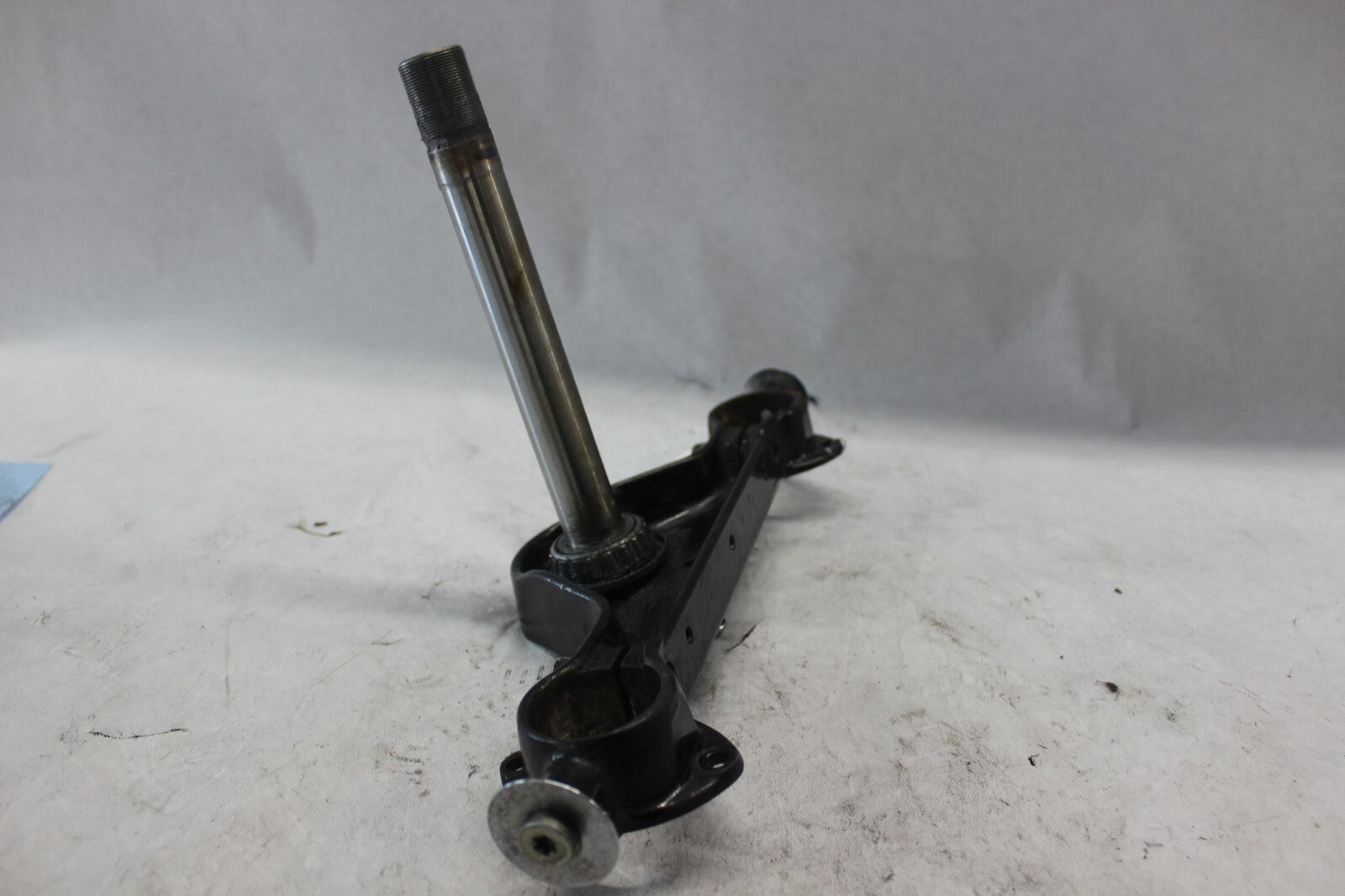 Fork Stem Bracket 45446-87 2008 H-D ELECTRAGLIDE FLHT