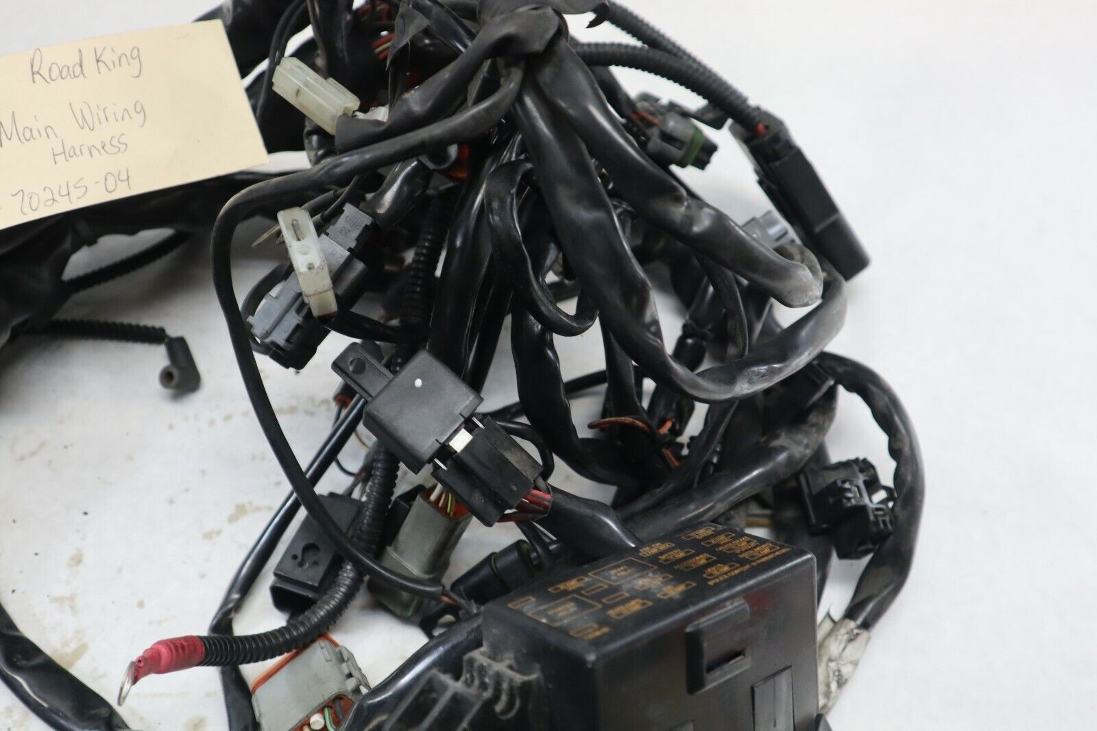 OEM Harley Davidson Main Wiring Harness 2005 Road King Blk/Red 70245-04