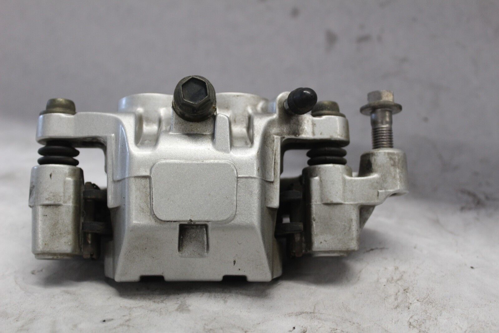 FRONT CALIPER ASSY LEFT 5KS-2580T-00-00 2001 XVS1100A VSTAR CLASSIC