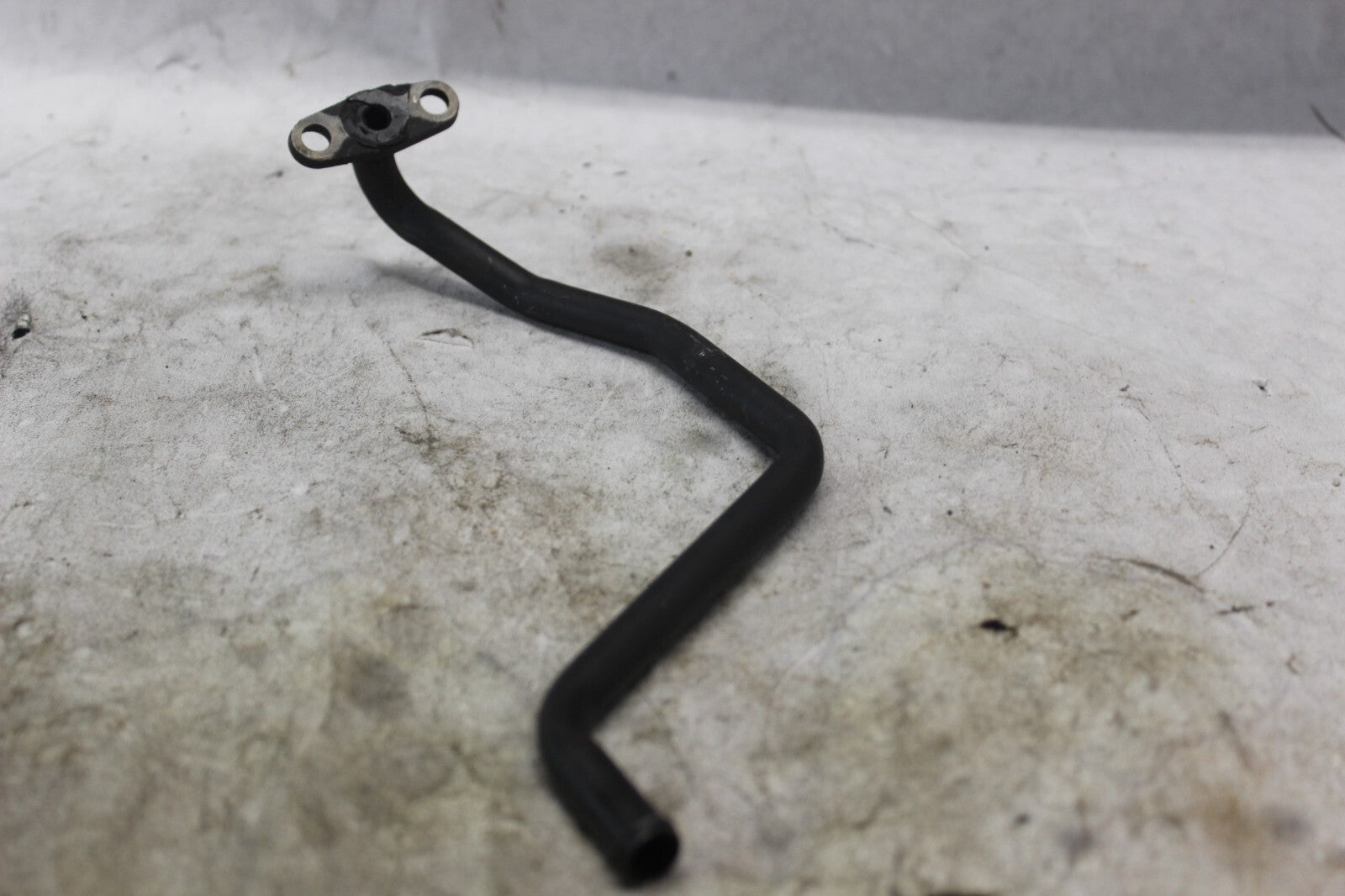 2ND AIR PIPE 2 18420-24F00 2002 SUZUKI HAYABUSA GSX1300R