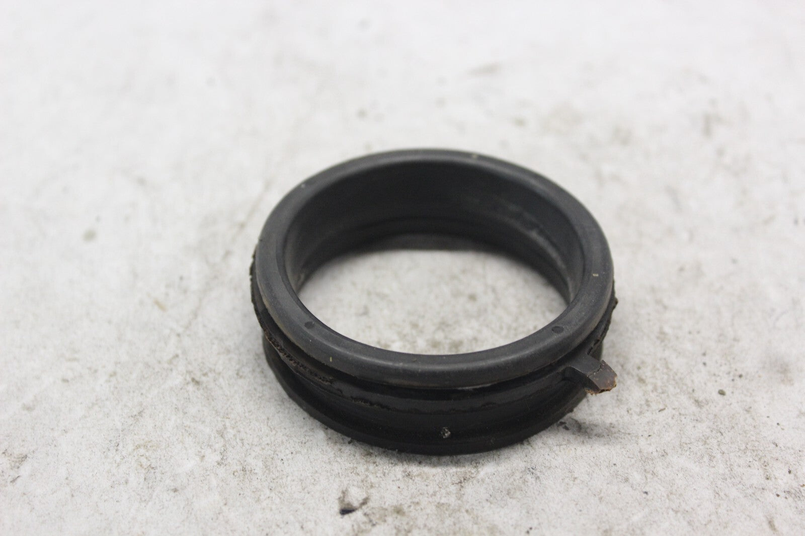 AIR CLEANER TUBE 17253-MW0-300  1998 HONDA CBR900RR
