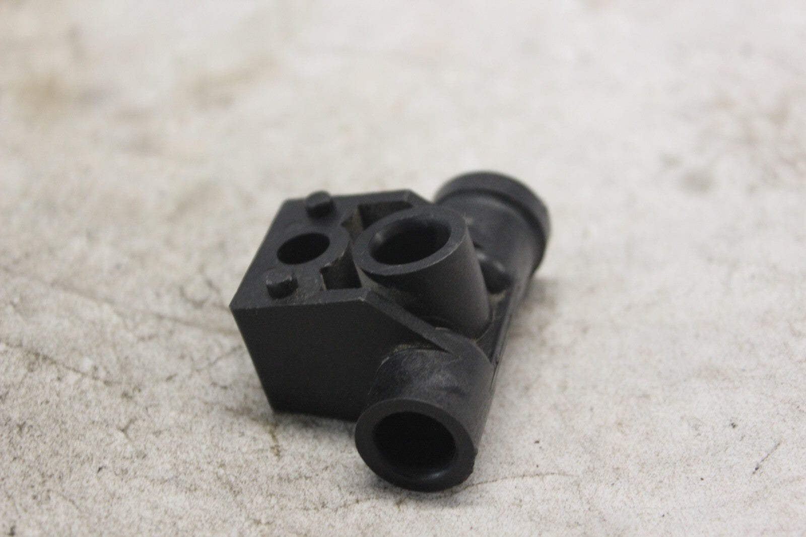 FUEL RAIL JOINT 1 13471-35F00 2002 SUZUKI HAYABUSA GSX1300R